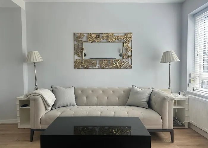 Modern One Bedroom Apartment, Sloane Square